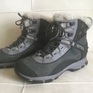 Women’s MERRELL Thermo Arc 8 Winter Boots - Size 41(EU)